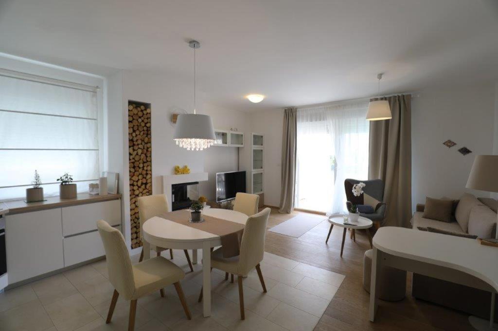 Smil'E Apartments Vodice Eksteriør bilde
